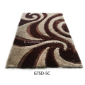 Mix design shaggy di tappeti elastici e di seta
